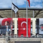 Levent Polat Beşiktaş Atatürk Ve Spora Verdigi Önemi Göstergesi Beşiktaş Bayrağı